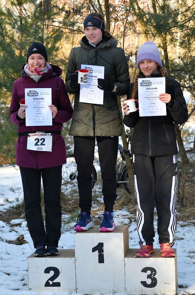 2025 Sisu Winterduathlon Podest shorty Frauen