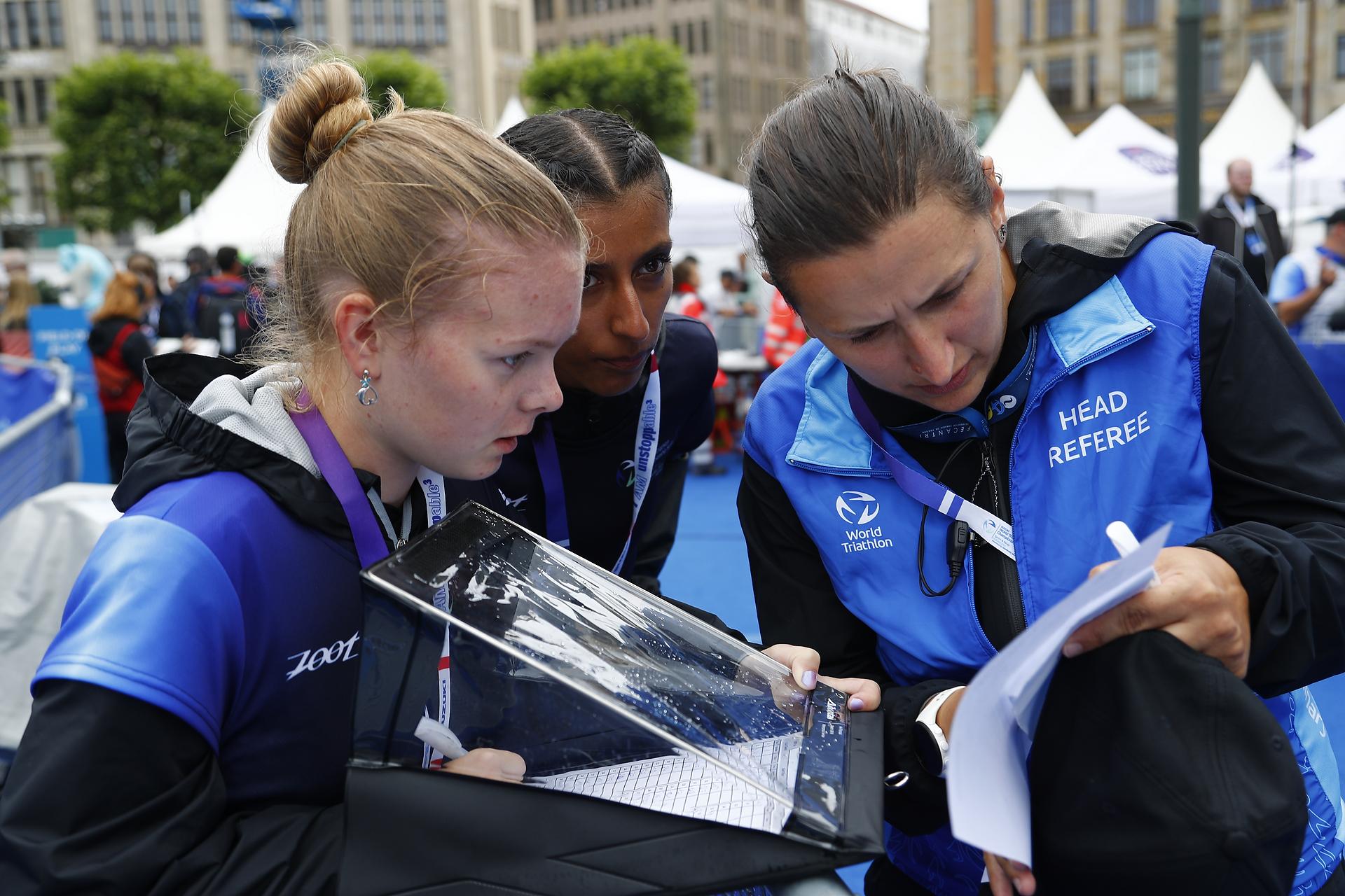 Bild: Evelyn Stehl Junior TO Kampfrichter Bild Evelyn Stehl